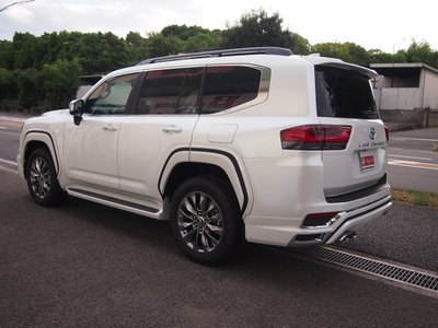 صورة مصغرة 53 لـ 2026 Toyota LAND CRUISER 300