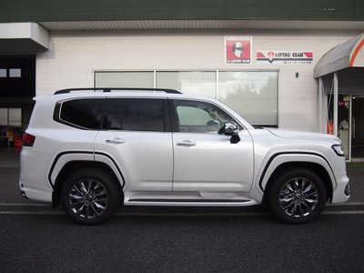 صورة مصغرة 60 لـ 2026 Toyota LAND CRUISER 300