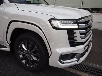 صورة مصغرة 65 لـ 2026 Toyota LAND CRUISER 300