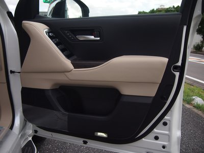 صورة مصغرة 31 لـ 2026 Toyota LAND CRUISER 300