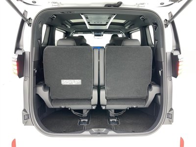 2025 Toyota ALPHARD 照片 32
