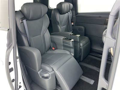 2025 Toyota ALPHARD 照片 30
