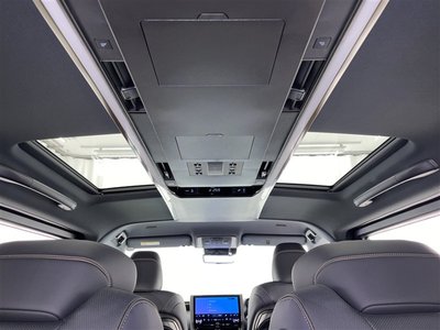 2025 Toyota ALPHARD 照片 11