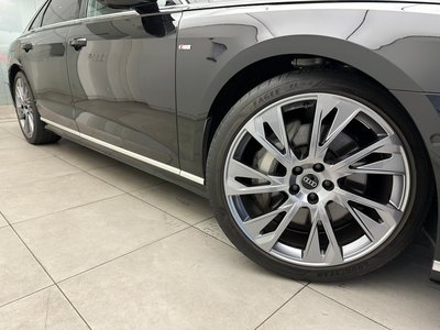 صورة مصغرة 10 لـ 2023 AUDI A8