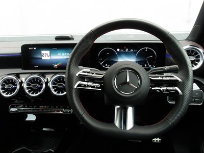 2025 Mercedes-BENZ CLA thumbnail 38