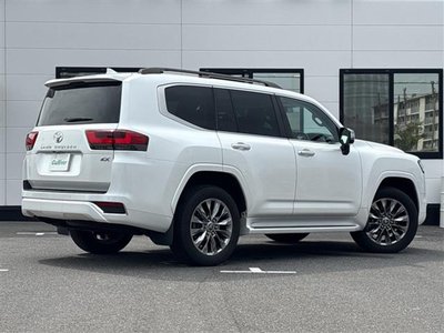 2023 Toyota LAND CRUISER 300 thumbnail 33