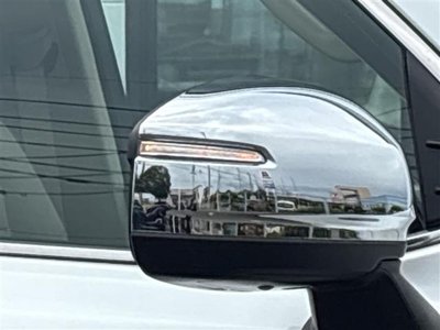 2023 Toyota LAND CRUISER 300 thumbnail 41