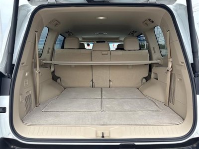 2023 Toyota LAND CRUISER 300 thumbnail 27