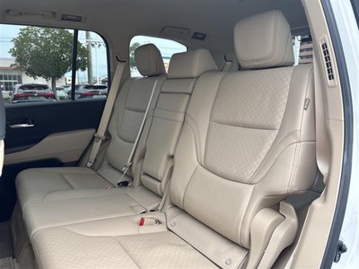 2023 Toyota LAND CRUISER 300 thumbnail 26