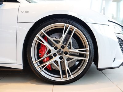 2022 AUDI R8 photo 6