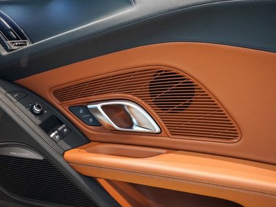 2022 AUDI R8 thumbnail 24