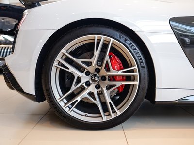 2022 AUDI R8 photo 7