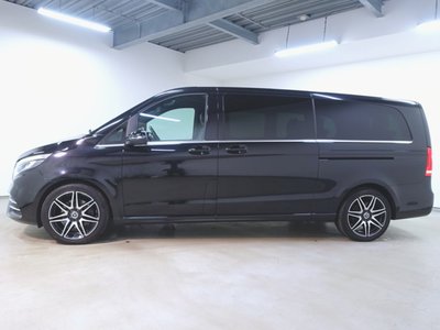 2021 Mercedes-BENZ V-CLASS photo 4
