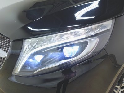 2021 Mercedes-BENZ V-CLASS photo 3
