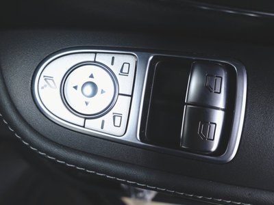 2021 Mercedes-BENZ V-CLASS thumbnail 21