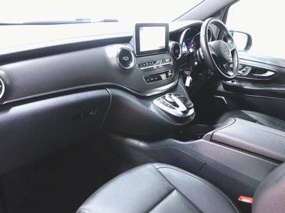 2021 Mercedes-BENZ V-CLASS photo 11