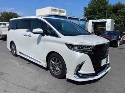 2024 Toyota ALPHARD — фото 1