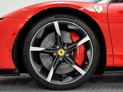 2021 Ferrari SF90 STRADALE — фото 20