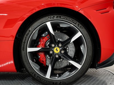 2021 Ferrari SF90 STRADALE — фото 24