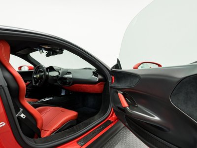 2021 Ferrari SF90 STRADALE — фото 26