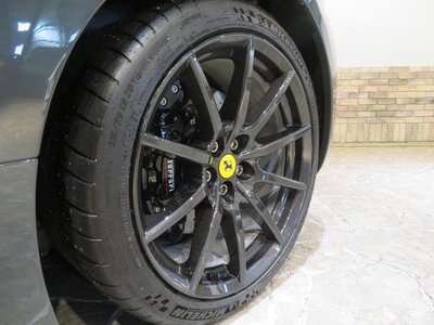 صورة 8 لـ 2023 Ferrari SF90 SPIDER
