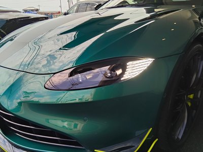2023 Aston Martin VANTAGE photo 16