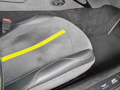 2023 Aston Martin VANTAGE — миниатюра 23