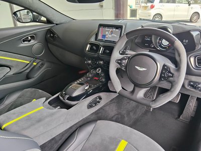 2023 Aston Martin VANTAGE — миниатюра 26
