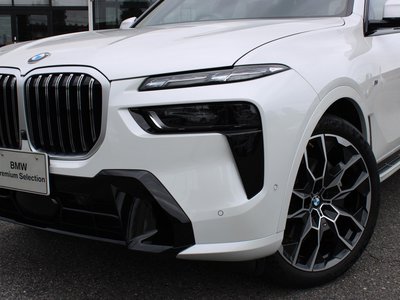 2025 BMW X7 photo 4