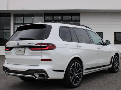 2025 BMW X7 photo 10