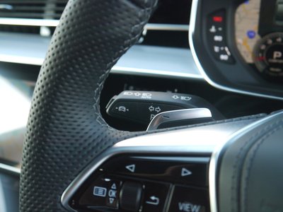 2025 AUDI A8 thumbnail 28