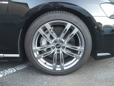 2025 AUDI A8 photo 7
