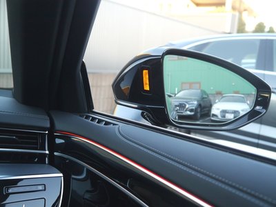 2025 AUDI A8 thumbnail 29