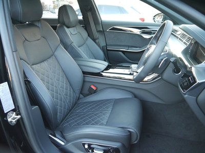 2025 AUDI A8 photo 15