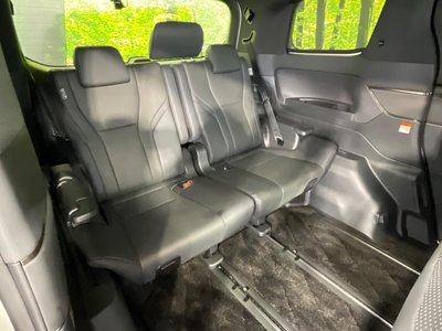 2024 Toyota ALPHARD — фото 10