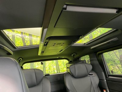 2024 Toyota ALPHARD — фото 3