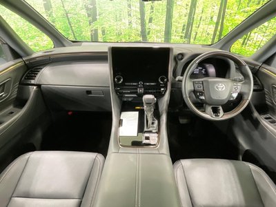 2024 Toyota ALPHARD — фото 2