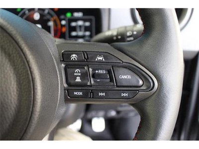 صورة 13 لـ 2025 Toyota GR YARIS