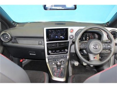 صورة 6 لـ 2025 Toyota GR YARIS