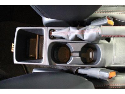 صورة 66 لـ 2025 Toyota GR YARIS