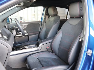 2025 Mercedes-BENZ GLA photo 3