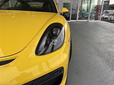 2016 Porsche CAYMAN thumbnail 3