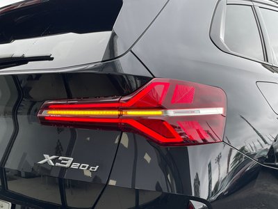 2025 BMW X3 thumbnail 24