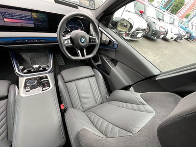 2025 BMW X3 thumbnail 36