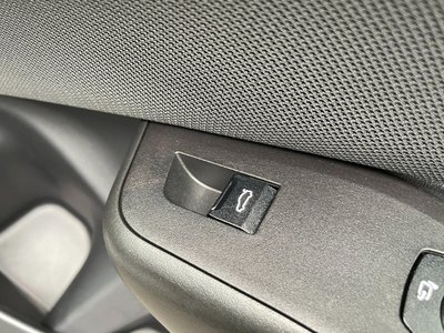 2025 BMW X3 thumbnail 30