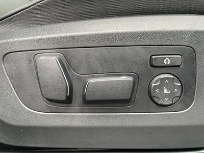 2025 BMW X3 thumbnail 32