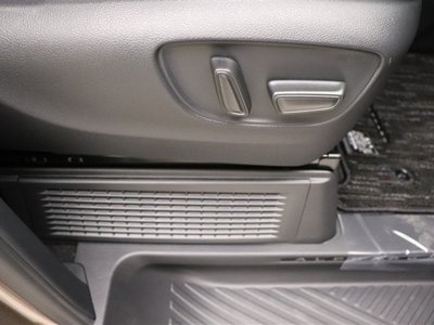 2024 Toyota ALPHARD — фото 34