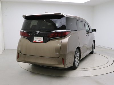 2024 Toyota ALPHARD — фото 6
