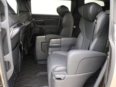 2024 Toyota ALPHARD — фото 36