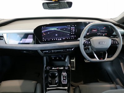 صورة 7 لـ 2025 AUDI A6 AVANT E-TRON